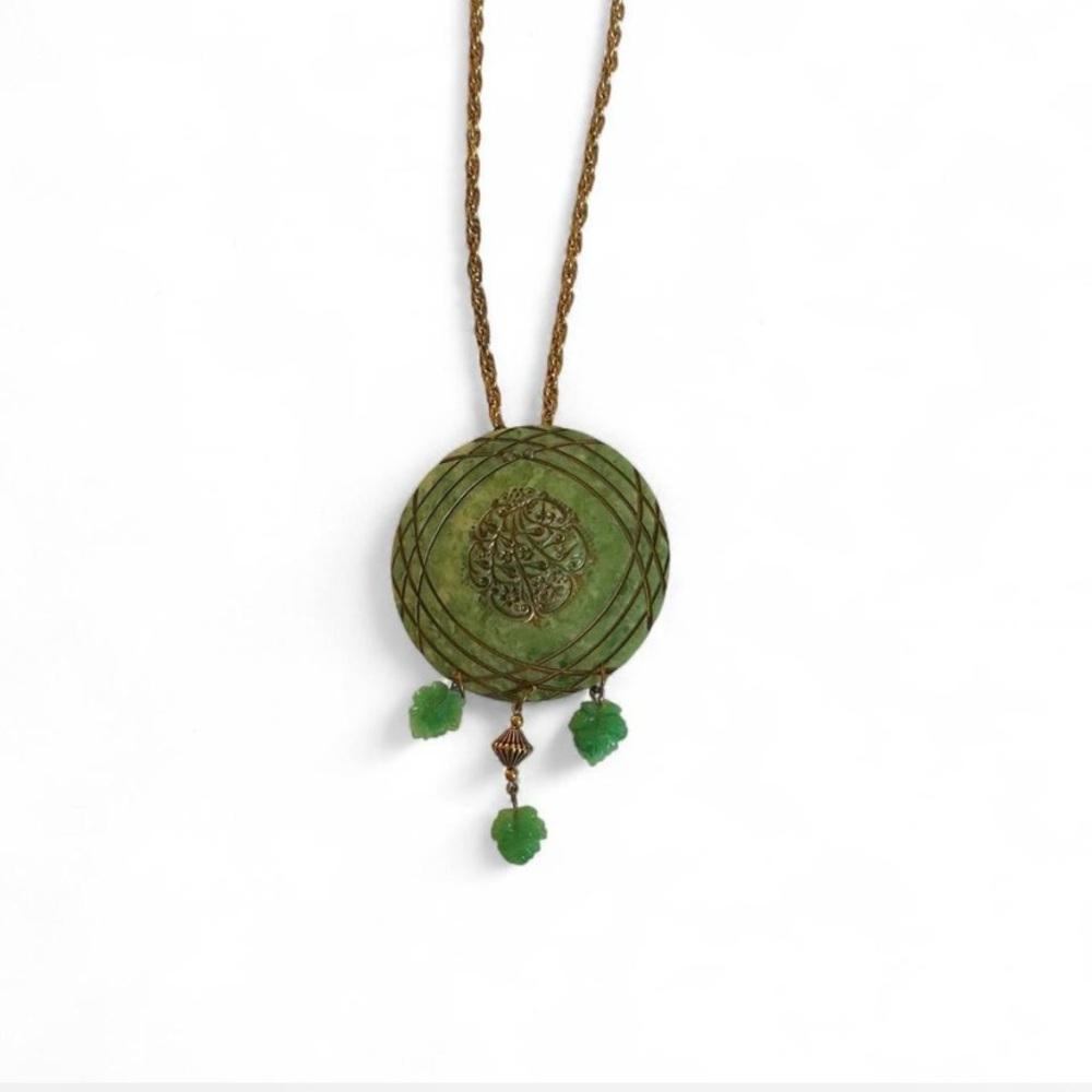 Green Pendant Necklace with Gold Chain